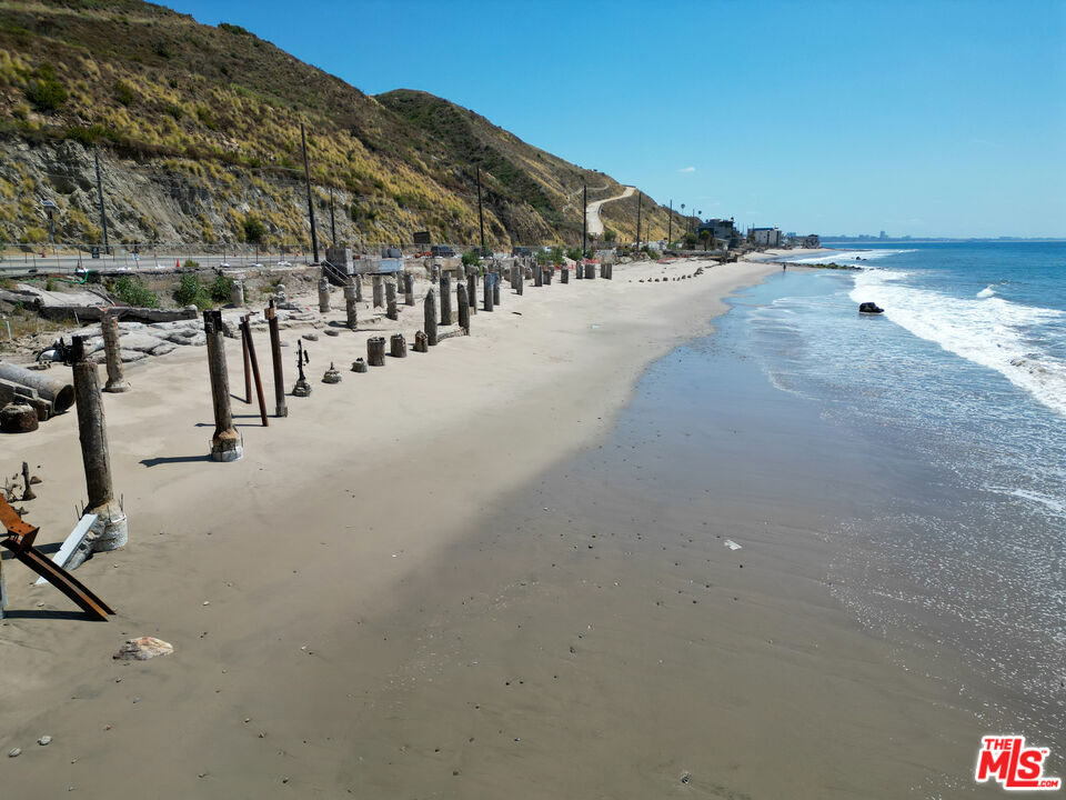 19062 Pacific Coast Highway Property Photo 20
