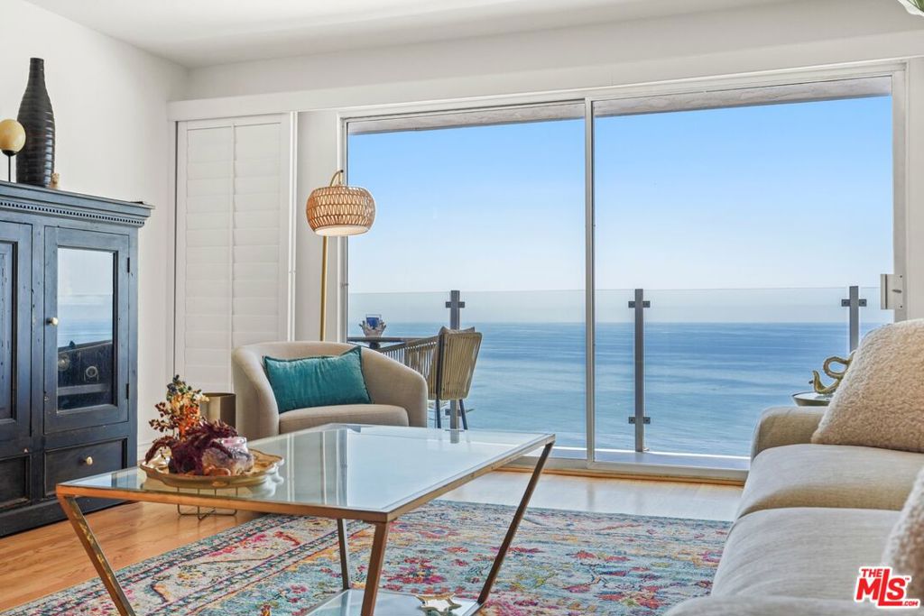 18203 Coastline Drive 4
