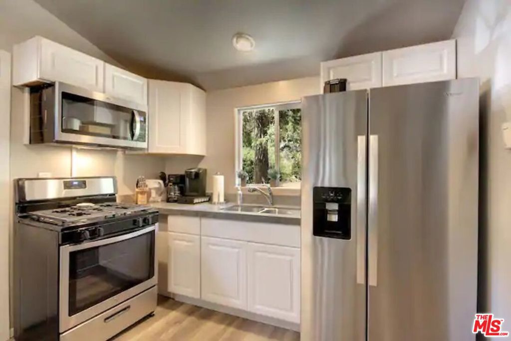 39219 Cedar Dell Road Property Photo 21