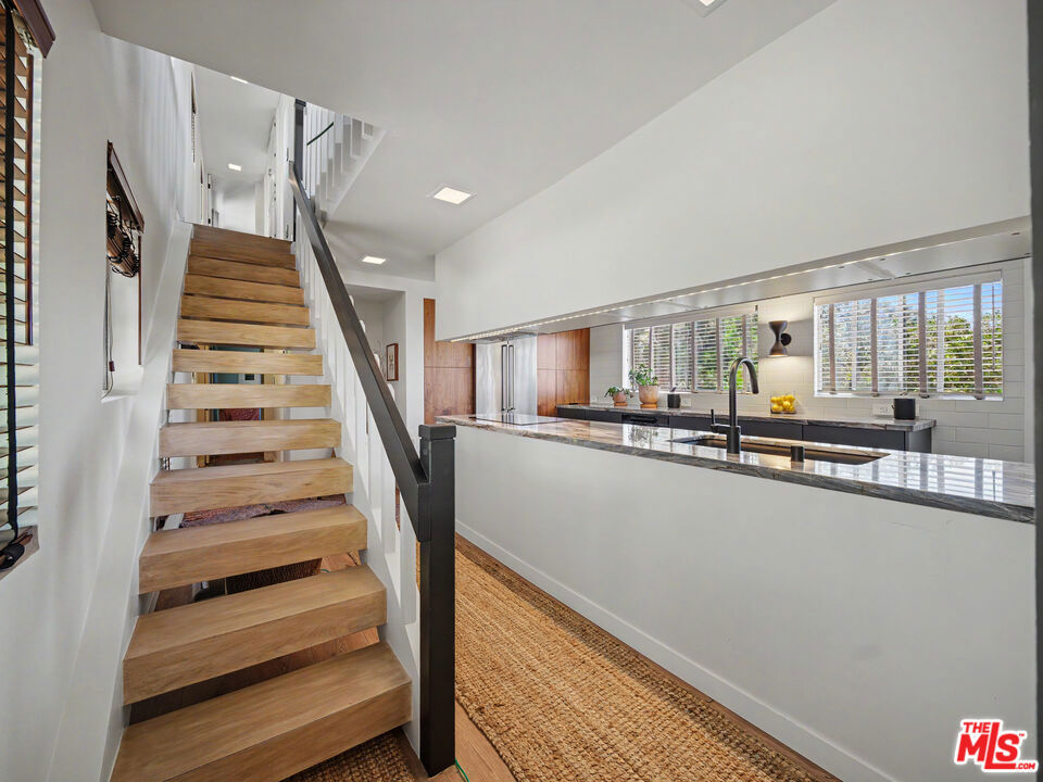 22067 Saddle Peak Road Property Photo 25