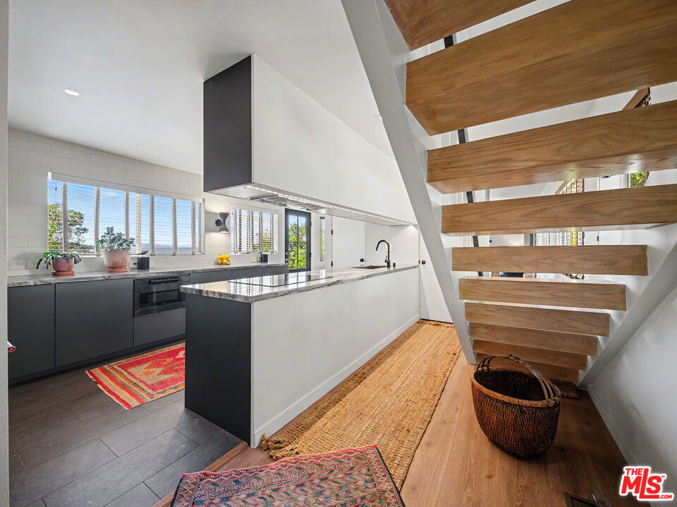 22067 Saddle Peak Road Property Photo 44