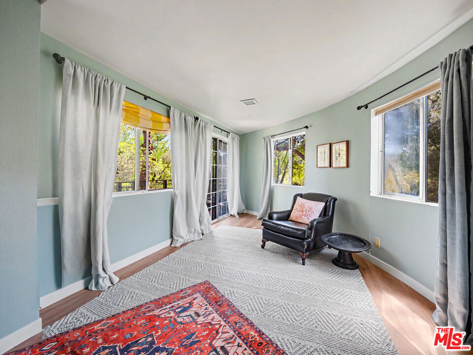 22067 Saddle Peak Road Property Photo 47