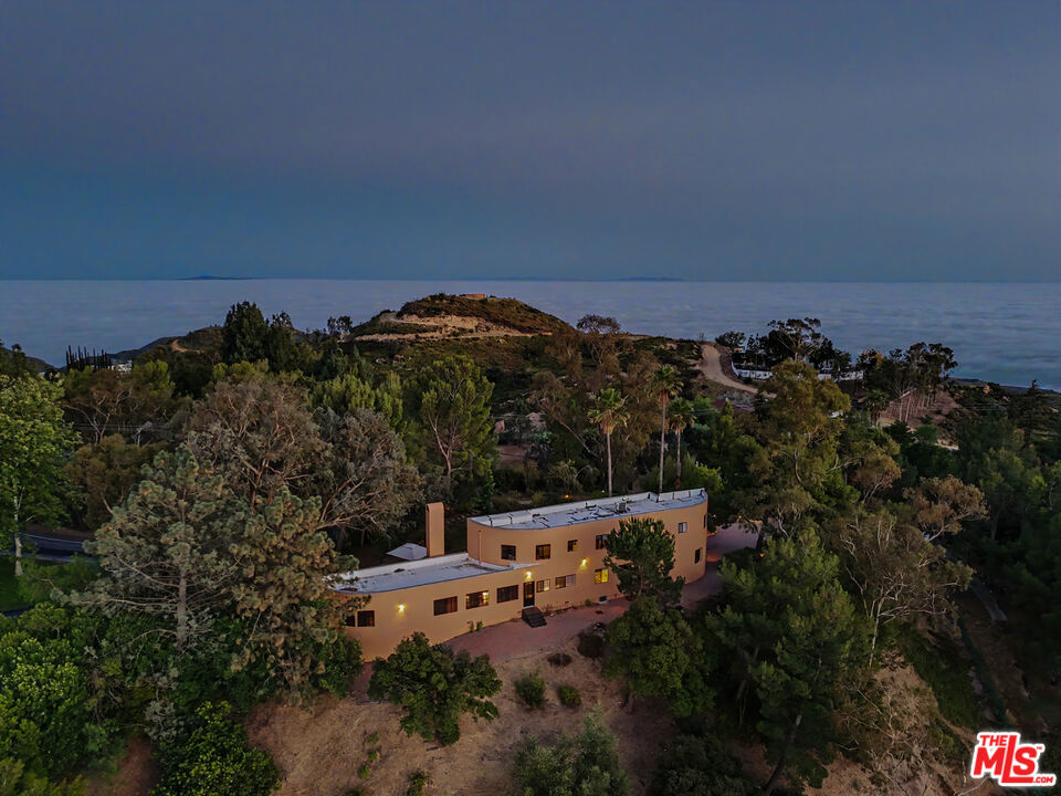22067 Saddle Peak Road Property Photo 59