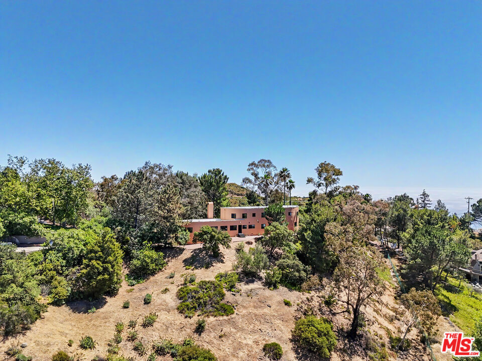 22067 Saddle Peak Road Property Photo 64