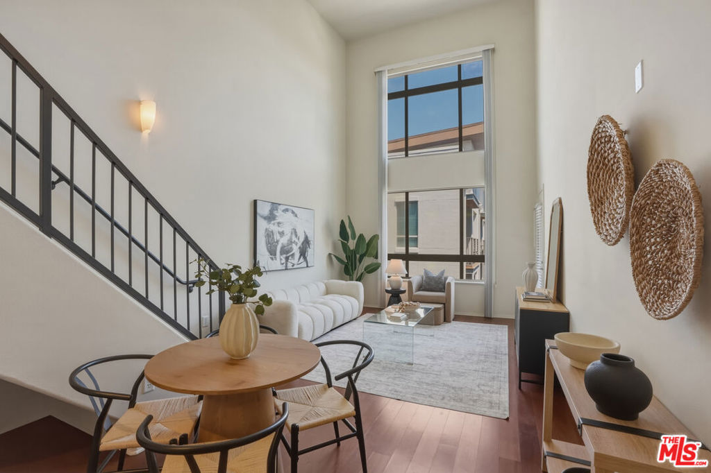 100 S Alameda Street 401 Property Photo 5