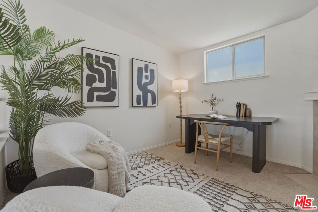 100 S Alameda Street 401 Property Photo 11