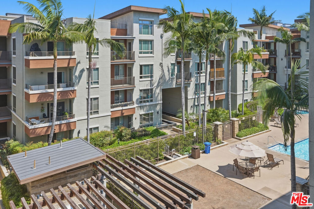 100 S Alameda Street 401 Property Photo 13