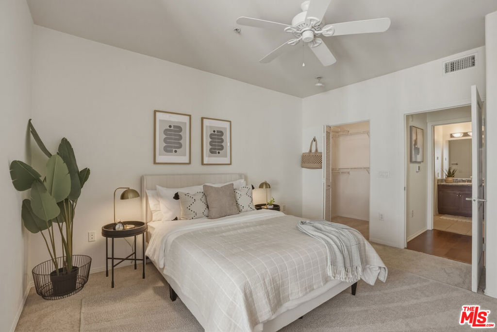 100 S Alameda Street 401 Property Photo 26