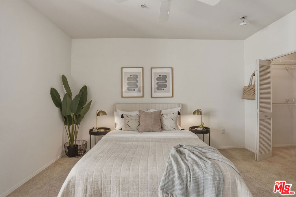 100 S Alameda Street 401 Property Photo 27
