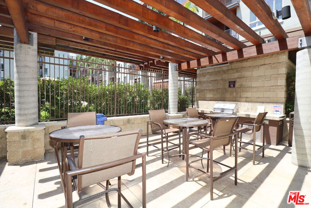 100 S Alameda Street 401 Property Photo 49
