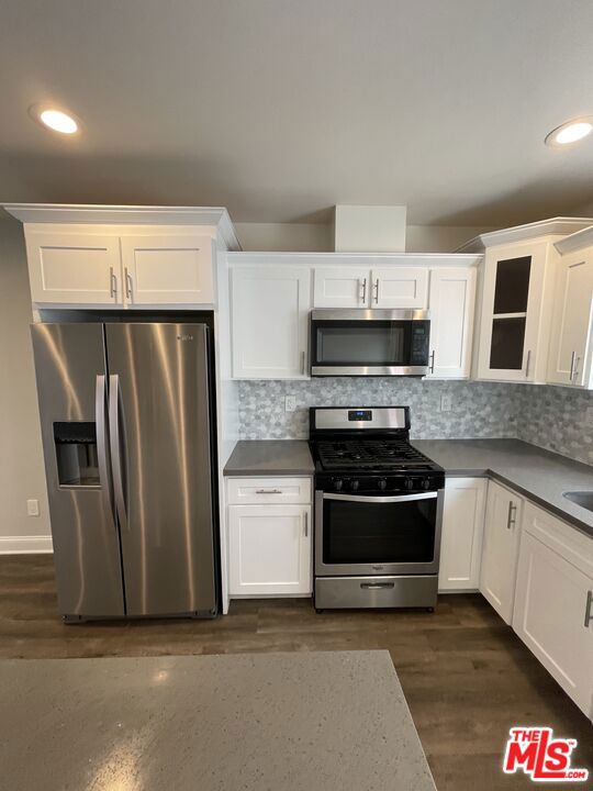 4710 Maplewood Avenue Property Photo 10