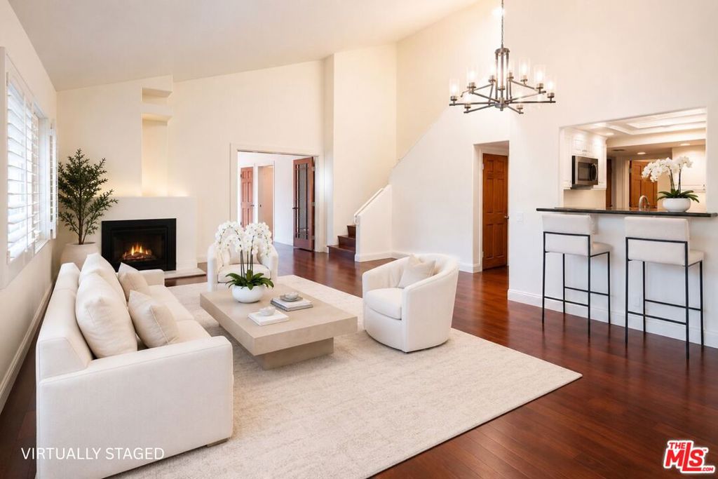 16040 W Sunset Boulevard 308 Property Photo 3