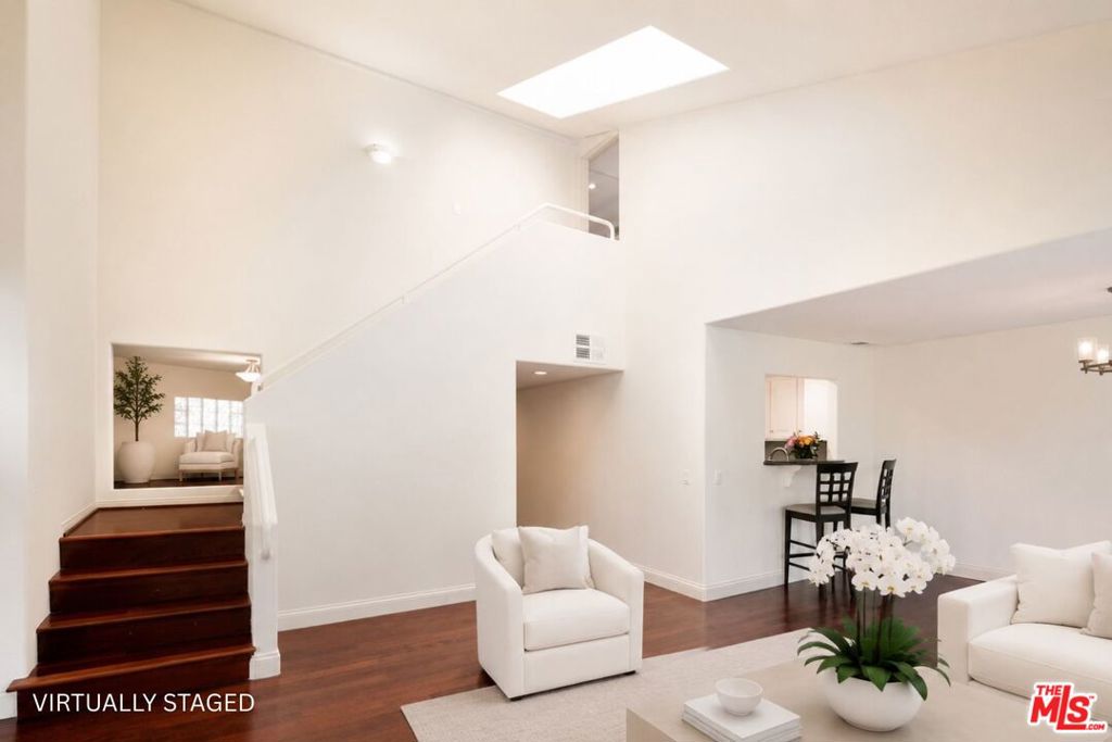 16040 W Sunset Boulevard 308 Property Photo 5