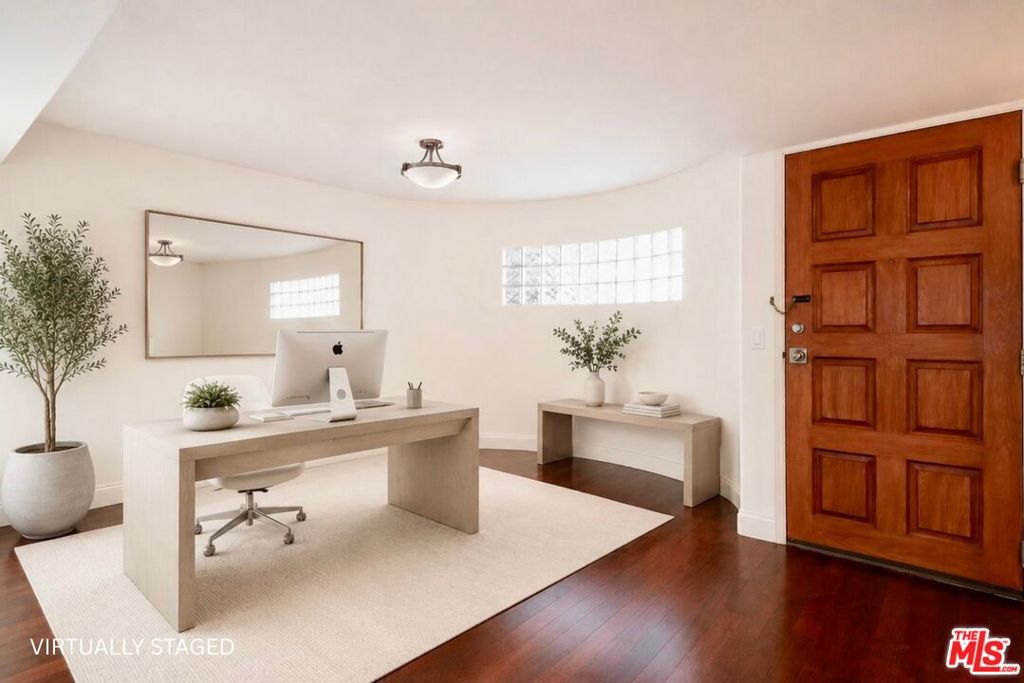 16040 W Sunset Boulevard 308 Property Photo 10