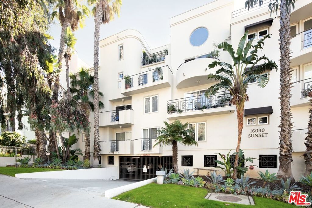 16040 W Sunset Boulevard 308 Property Photo 19