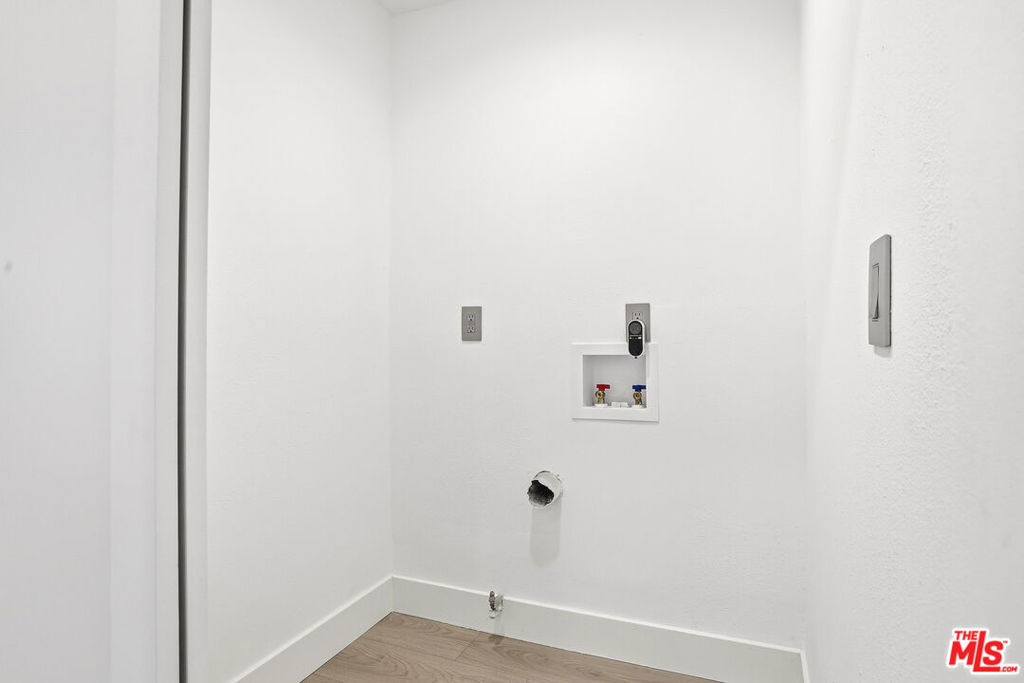1020 Hilldale Avenue Property Photo 33