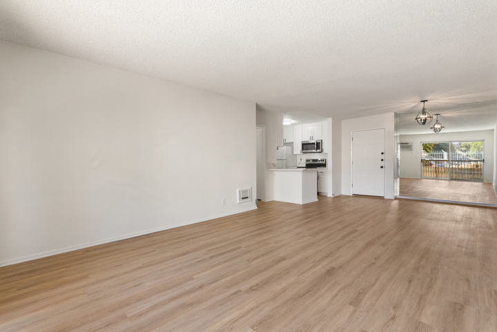 18307 Burbank Boulevard 118 Property Photo 10