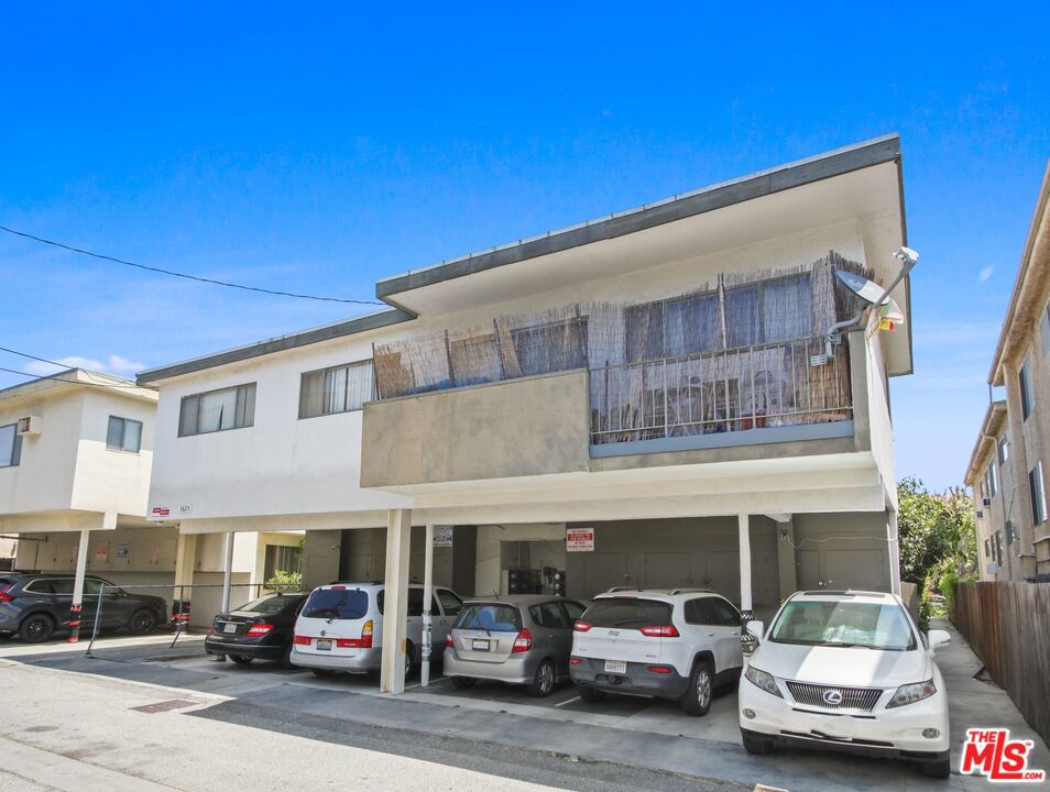 3625 Mentone Avenue Property Photo 22