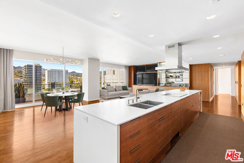 6250 Hollywood Boulevard 14D Property Photo 1