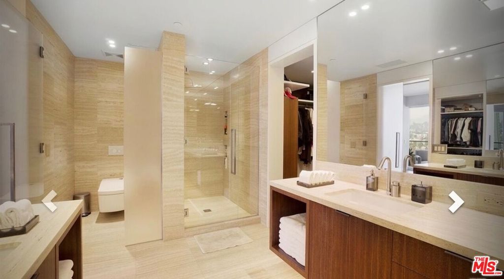 6250 Hollywood Boulevard 14d Property Photo 12