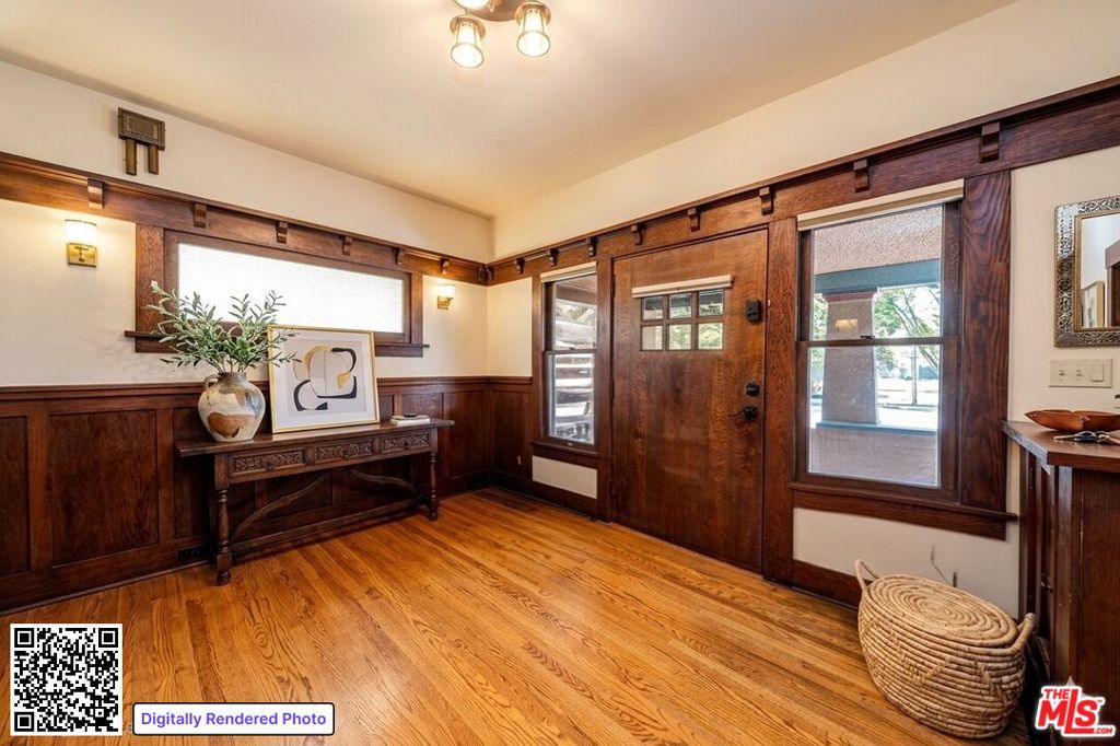 163 S Kingsley Drive Property Photo 2