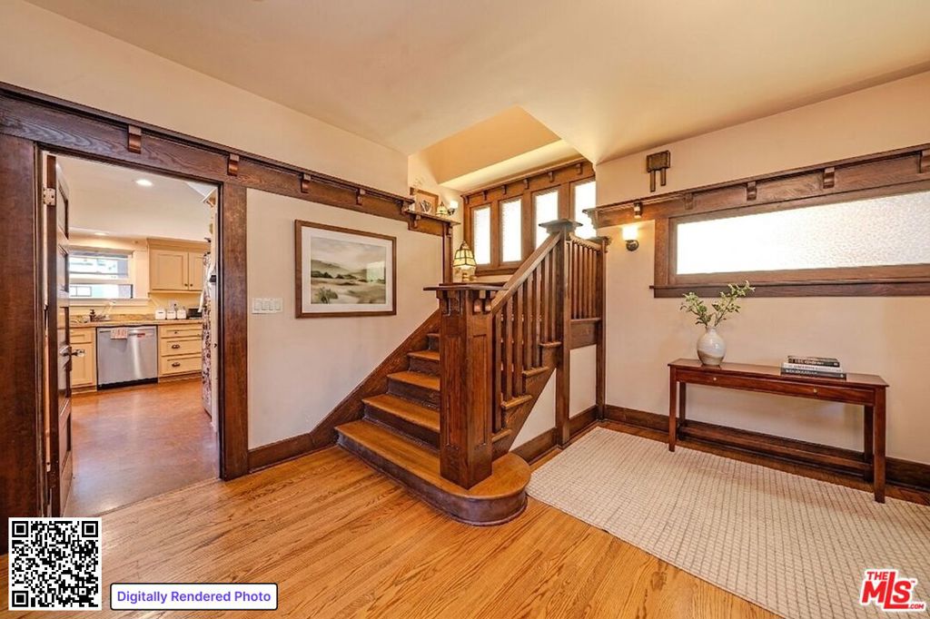 163 S Kingsley Drive Property Photo 3