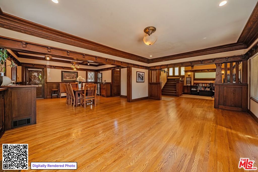 163 S Kingsley Drive Property Photo 4