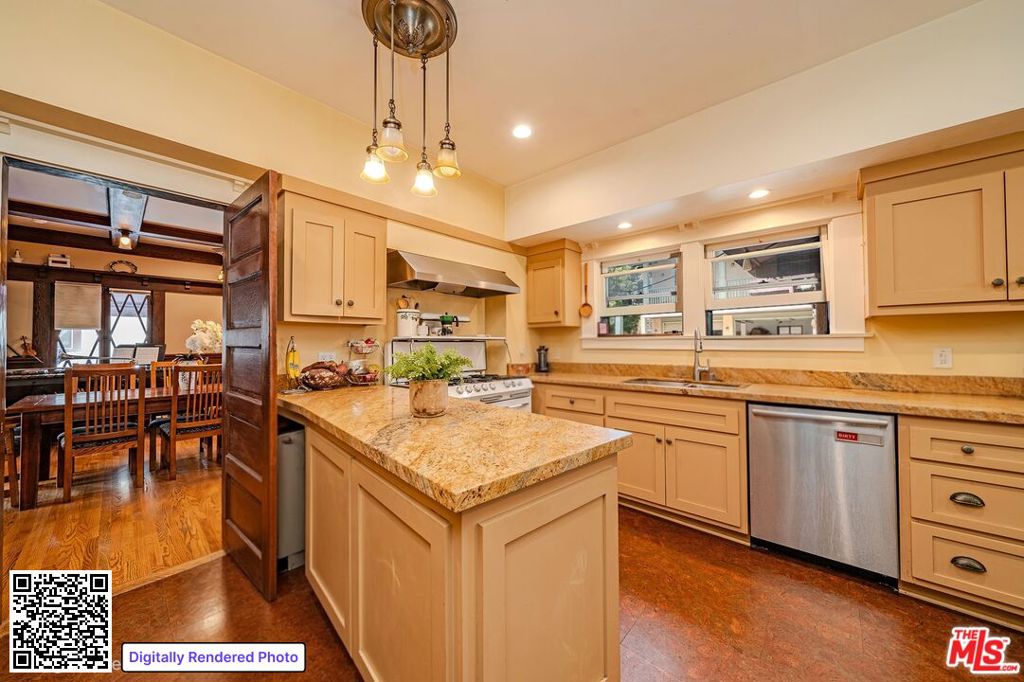 163 S Kingsley Drive Property Photo 8