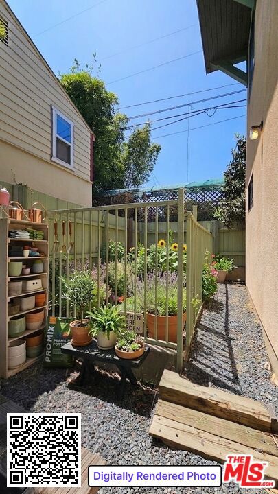 163 S Kingsley Drive Property Photo 39