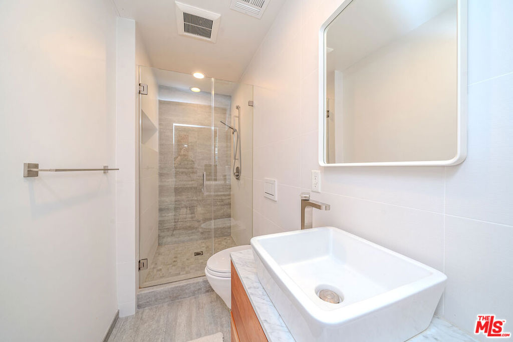 163 S Kingsley Drive Property Photo 48