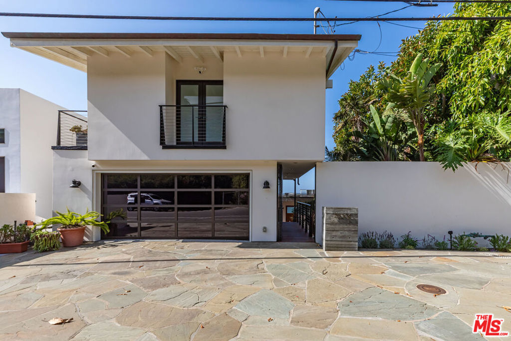 25006 Malibu Road Property Photo 8