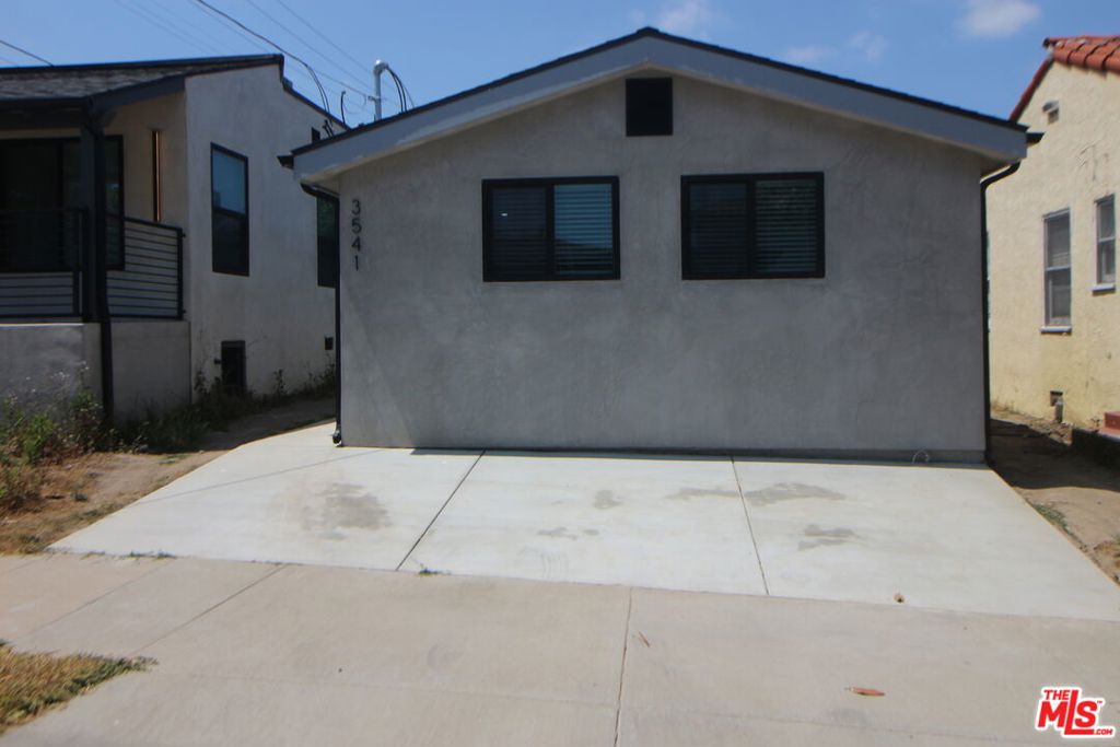 26833353 Property Photo 1