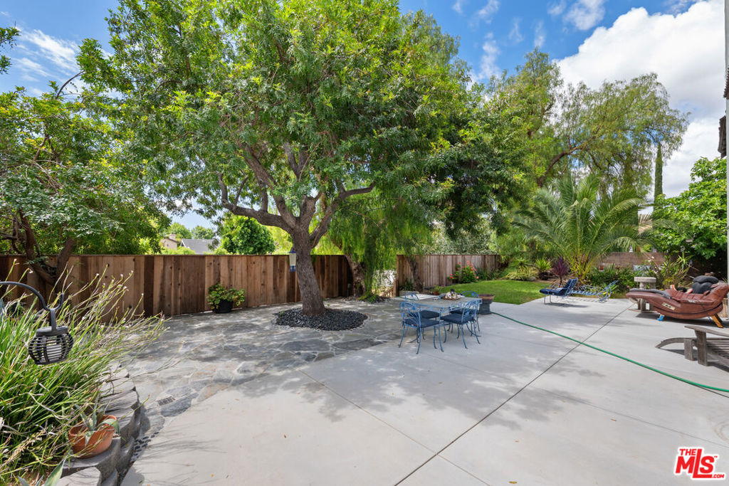 26926 De Berry Drive Property Photo 26