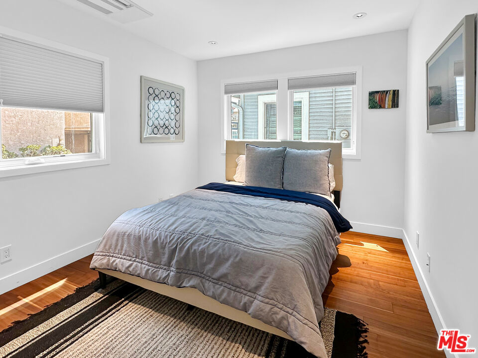 439 8th Street Property Photo 15