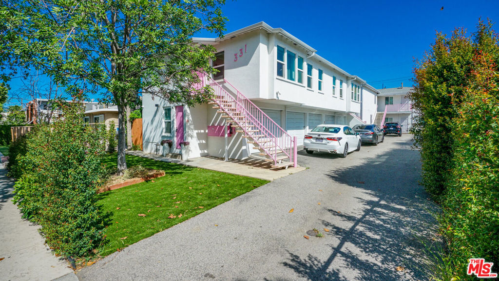 331 W Windsor Road Property Photo 1