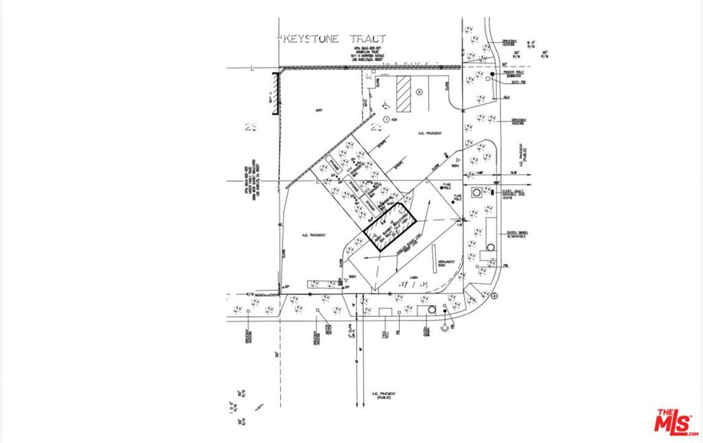 5051 Sunset Boulevard Property Photo 2