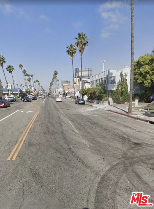 5051 Sunset Boulevard Property Photo 3