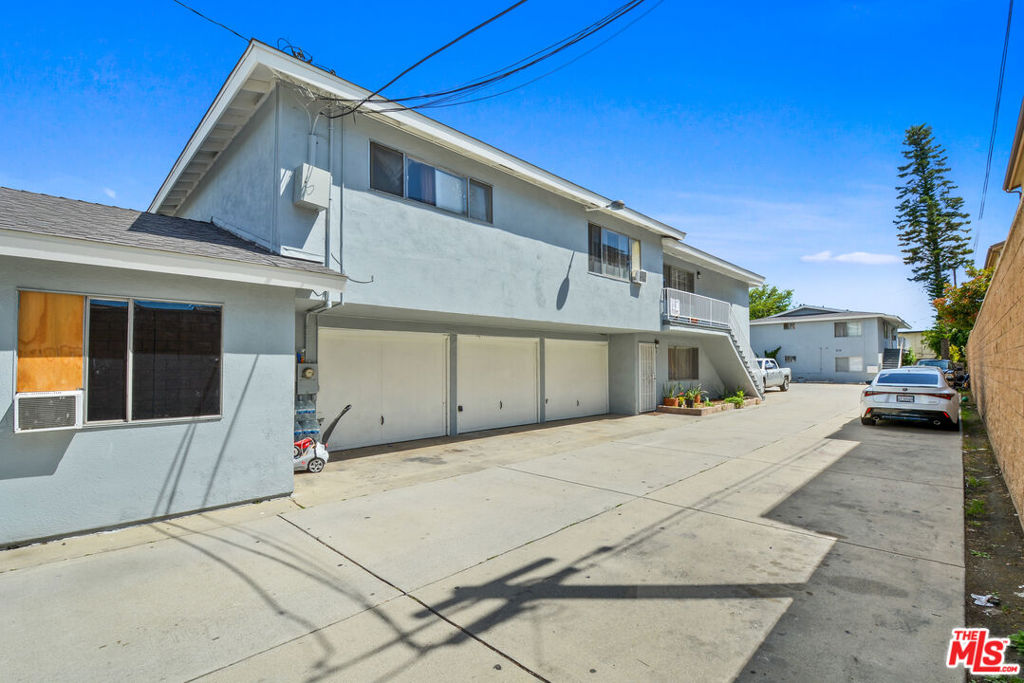 11062 Excelsior Drive Property Photo 3