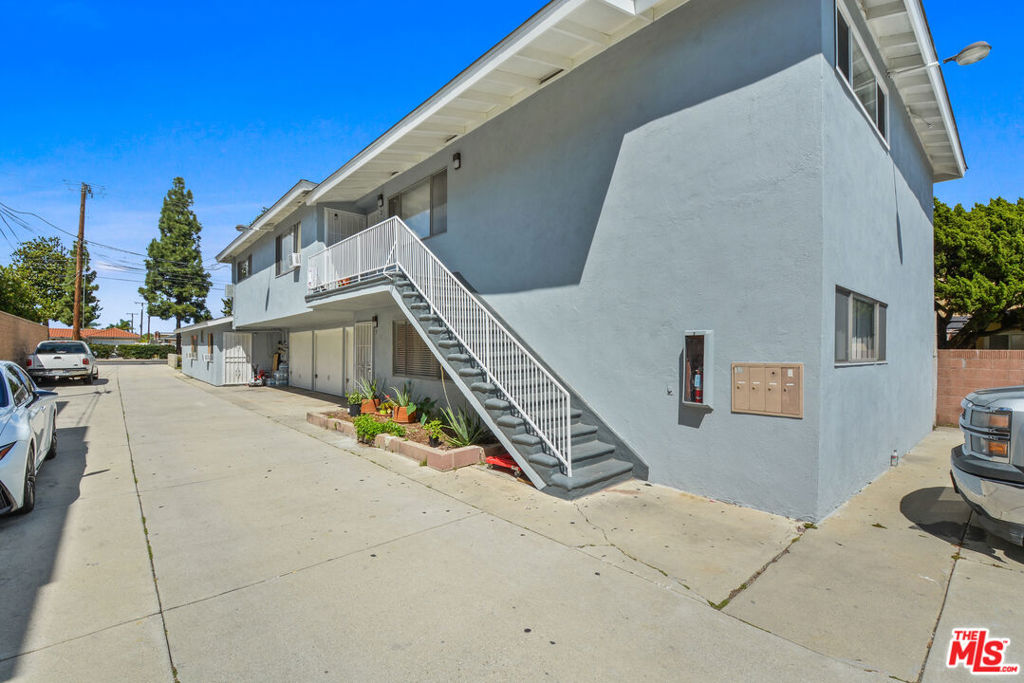 11062 Excelsior Drive Property Photo 10
