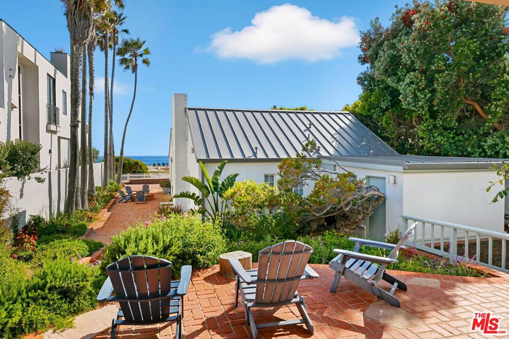 30830 Broad Beach Road Property Photo 3