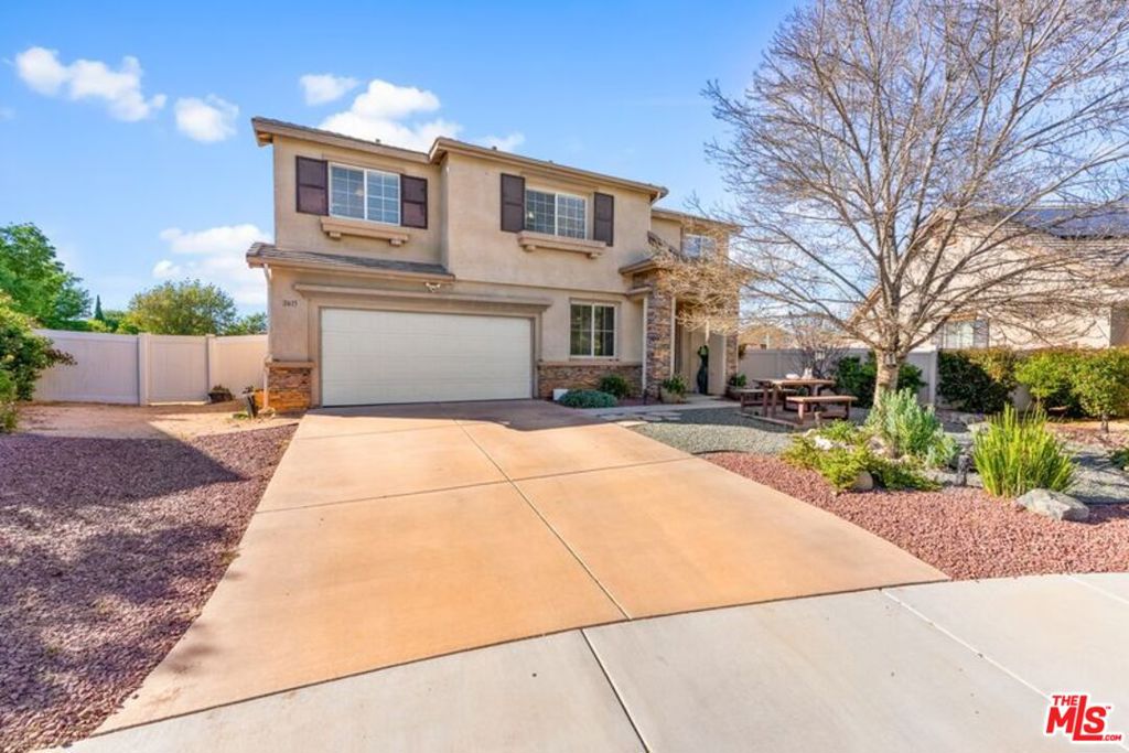 2415 Foxtail Drive Property Photo 1