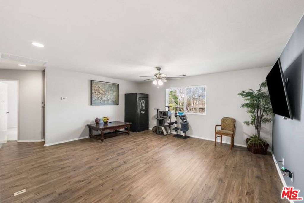 2415 Foxtail Drive Property Photo 21