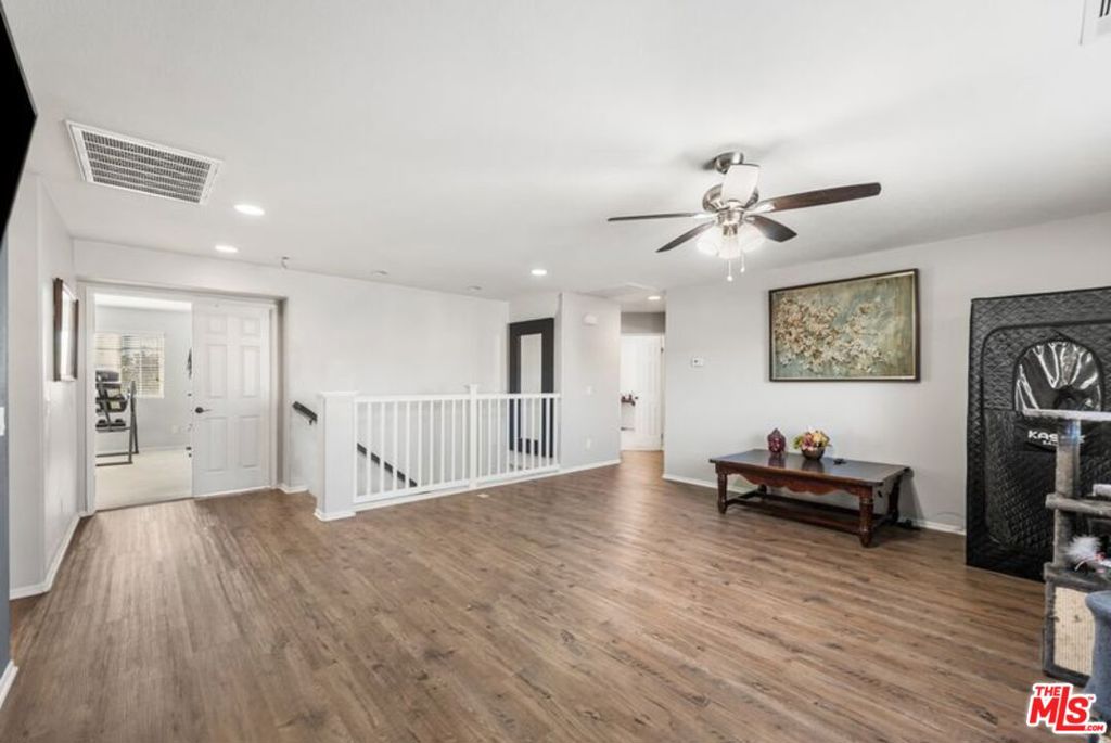 2415 Foxtail Drive Property Photo 22