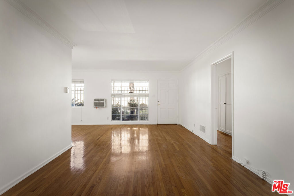 215 S Tower Drive Property Photo 6