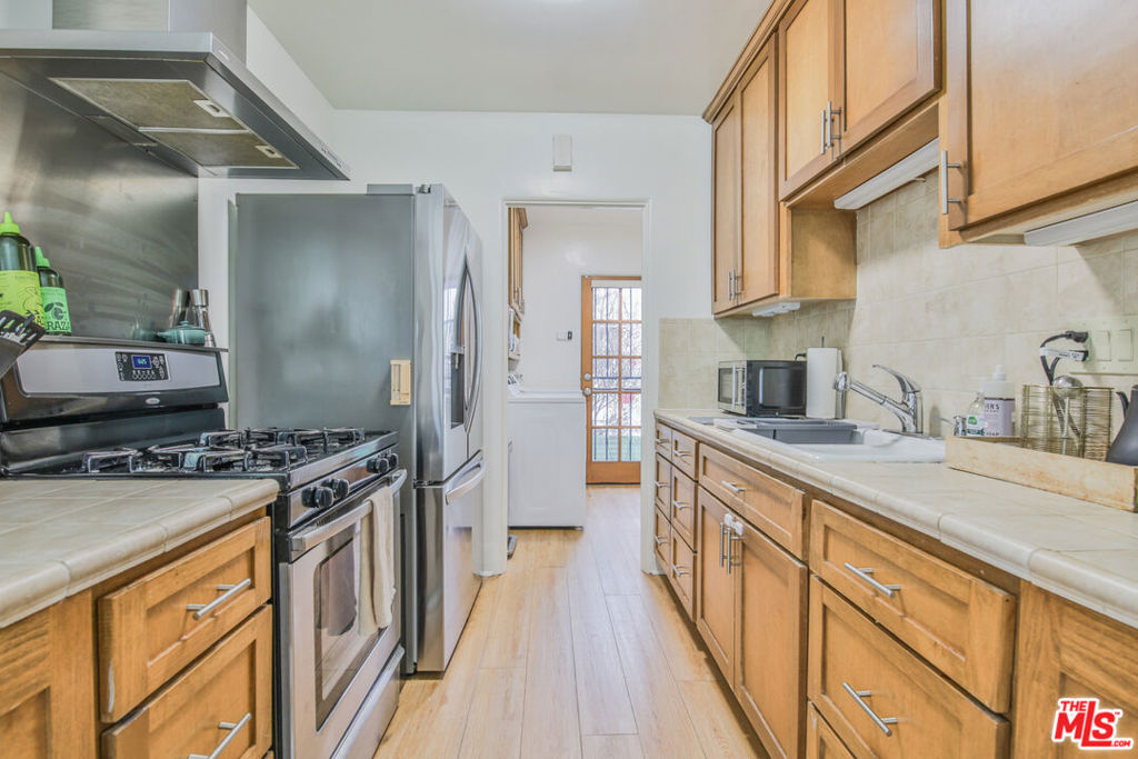 2252 20th Street Property Photo 17
