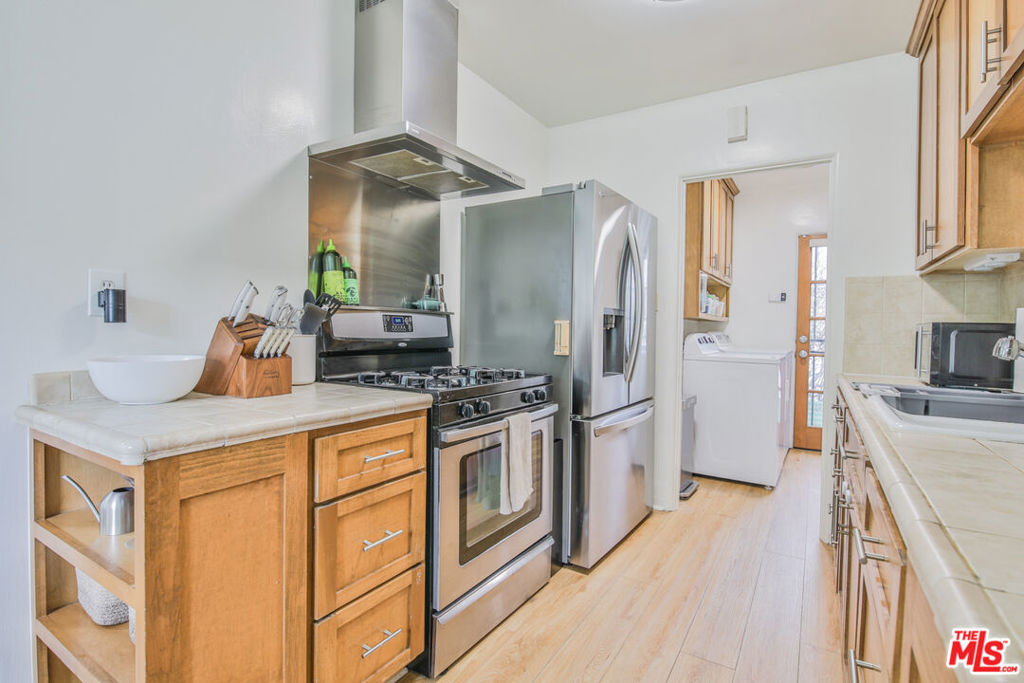 2252 20th Street Property Photo 18