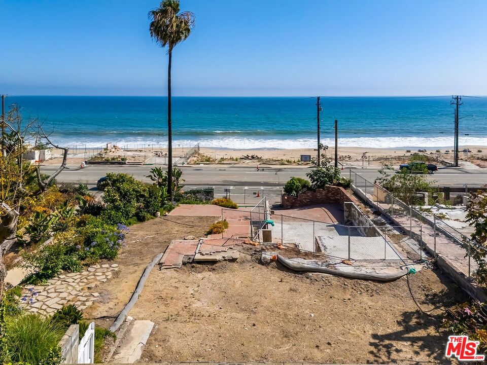 21525 Pacific Coast Highway Property Photo 5