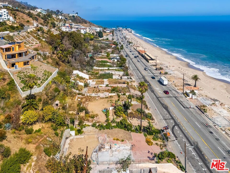 21525 Pacific Coast Highway Property Photo 27