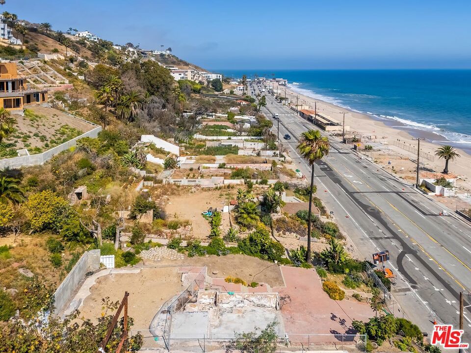 21525 Pacific Coast Highway Property Photo 28
