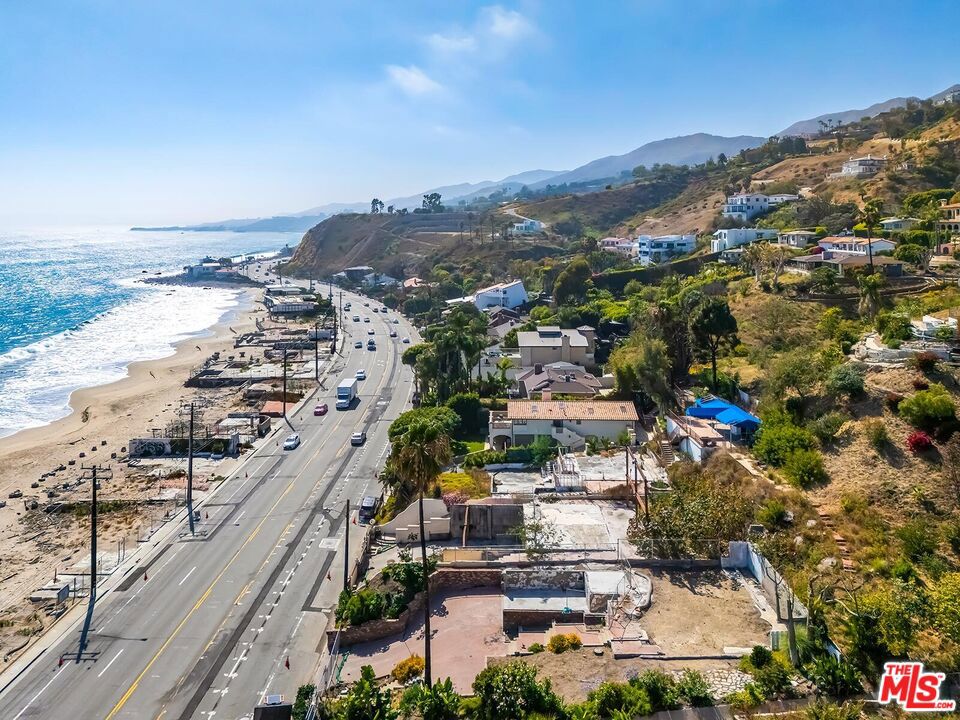 21525 Pacific Coast Highway Property Photo 29